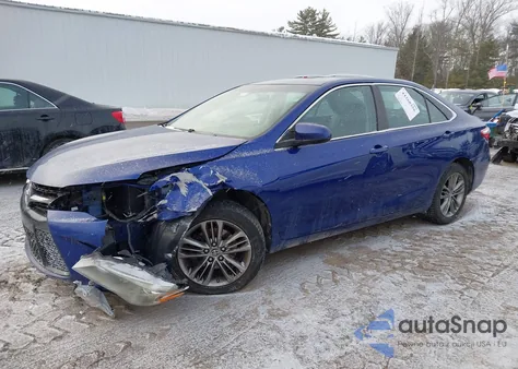 2015 Toyota Camry Se z USA, uszkodzony, nr VIN 4T1BF1FK3FU878315
